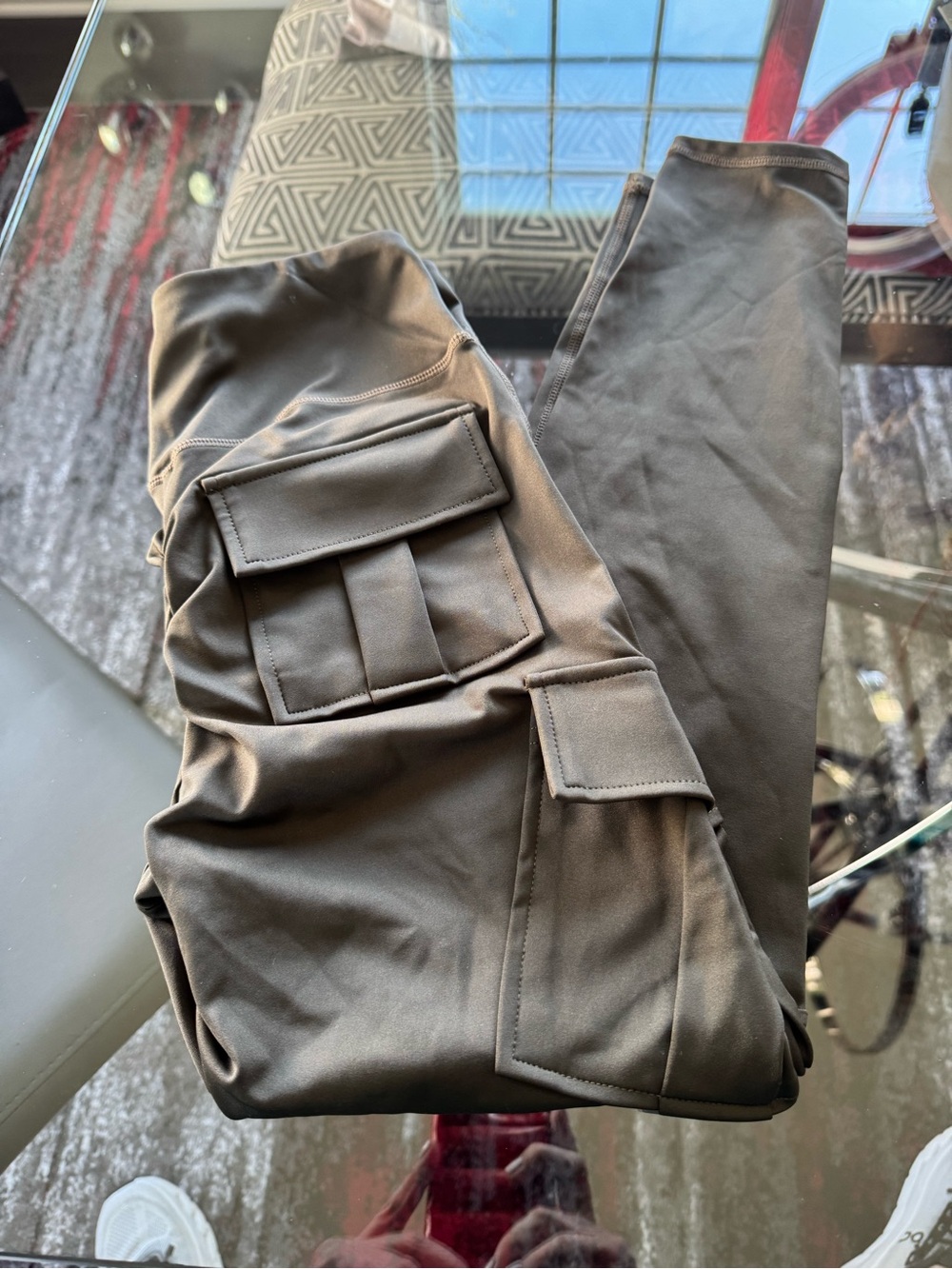 Halara DayStretch High Waisted Leggings w/ Cargo Pockets. In Deep Olive.